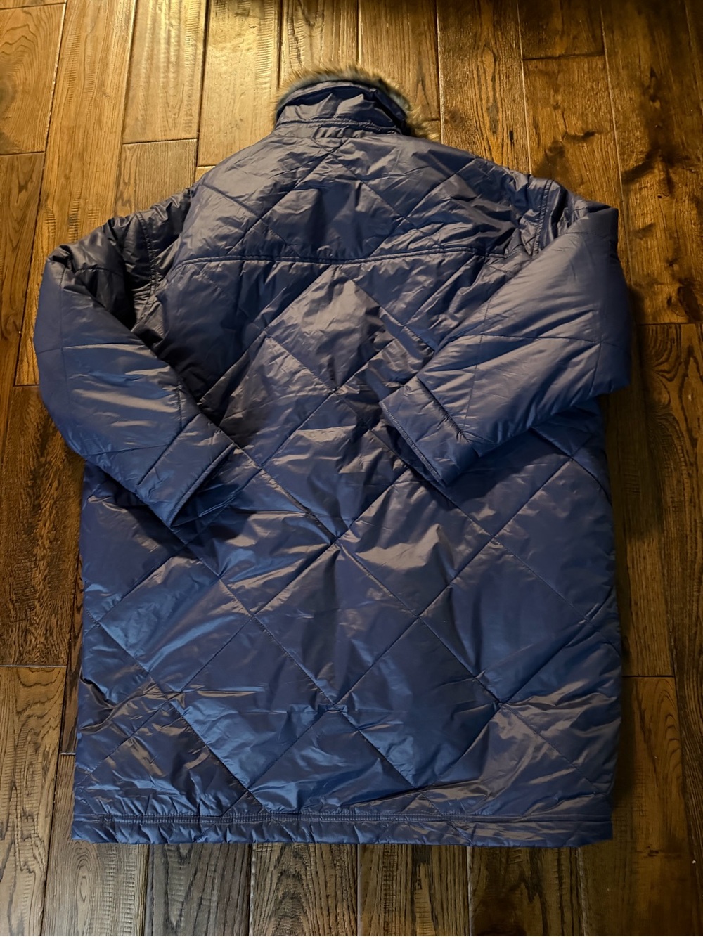 NWOT AERIE Navy Quilted Long Puffer Jacket with Faux Fur Collar Size L - Picture 9 of 15